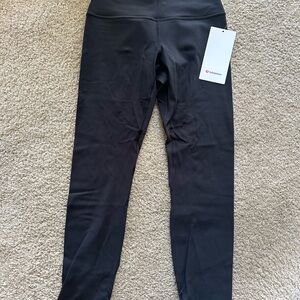 NWT lululemon athletica Black Leggings, Size 6
